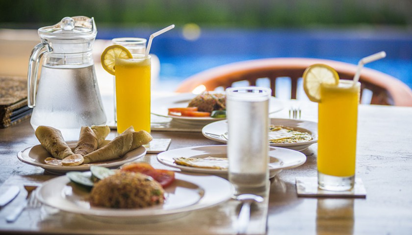 ontbijtje in Villa Ayo